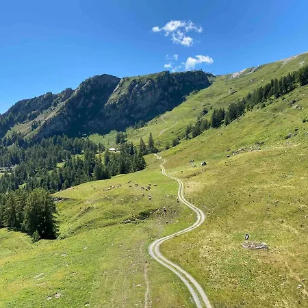 Ferienstudio Mit Herrlicher Berg- Und Talsicht Crans-Montana