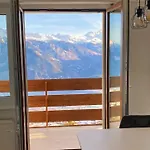 Ferienstudio Mit Herrlicher Berg- Und Talsicht Кран-Монтана