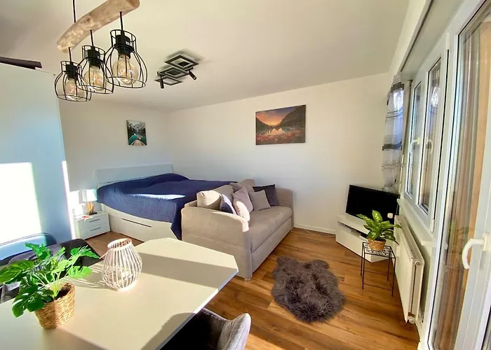 Ferienstudio Mit Herrlicher Berg- Und Talsicht Apartamento